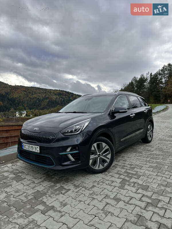 Внедорожник / Кроссовер Kia Niro 2019 в Львове
