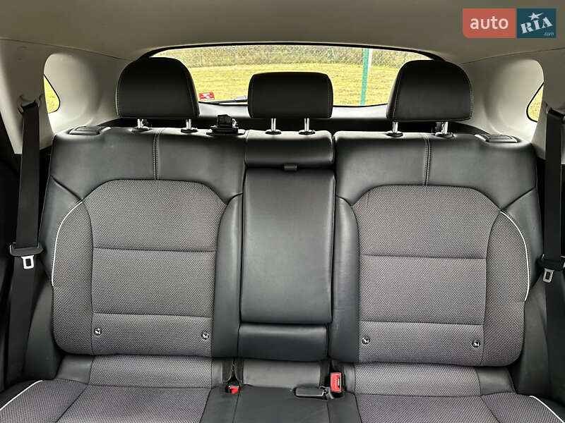 Внедорожник / Кроссовер Kia Niro 2019 в Львове