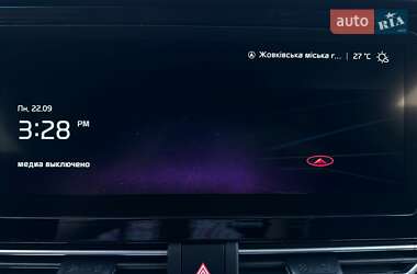 Внедорожник / Кроссовер Kia Niro 2022 в 