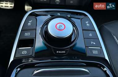 Внедорожник / Кроссовер Kia Niro 2022 в 