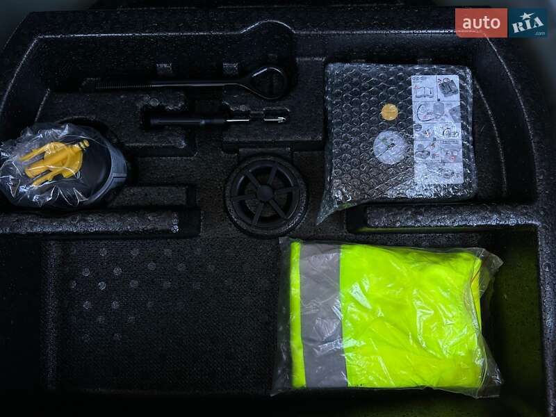 Внедорожник / Кроссовер Kia Niro 2022 в Львове фото 94 Внедорожник / Кроссовер Kia Niro 2022 в Львове