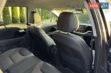 Внедорожник / Кроссовер Kia Niro 2021 в 
