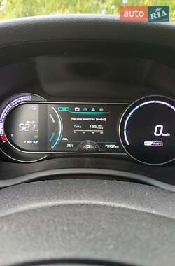 Внедорожник / Кроссовер Kia Niro 2019 в 