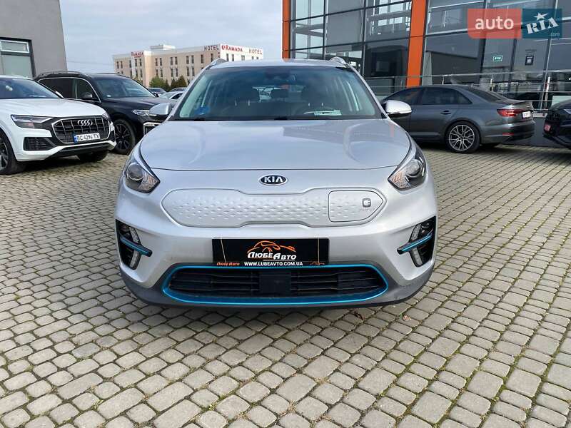 Позашляховик / Кросовер Kia Niro 2020 в Львові фото 2 Позашляховик / Кросовер Kia Niro 2020 в Львові