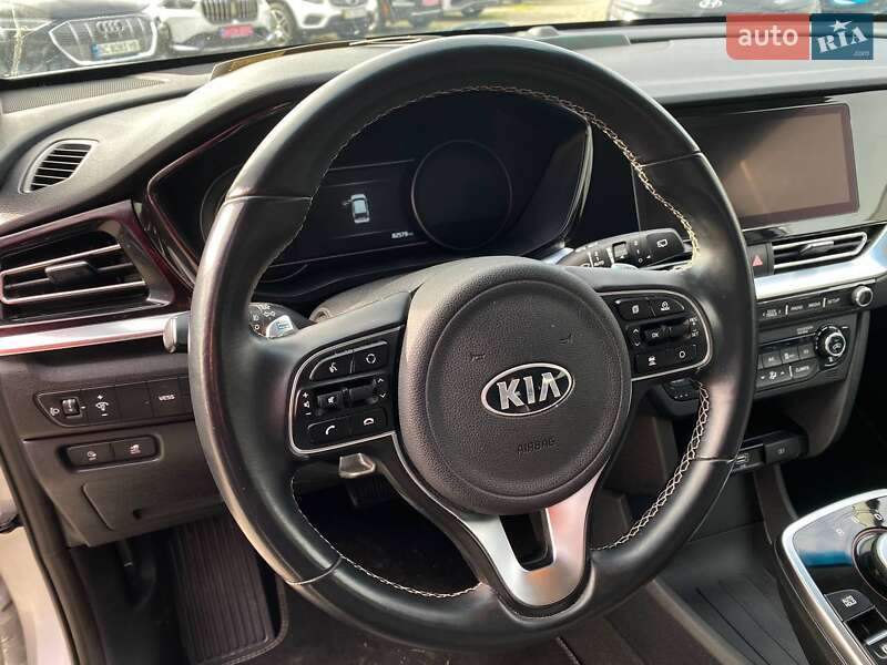 Позашляховик / Кросовер Kia Niro 2020 в Львові фото 14 Позашляховик / Кросовер Kia Niro 2020 в Львові
