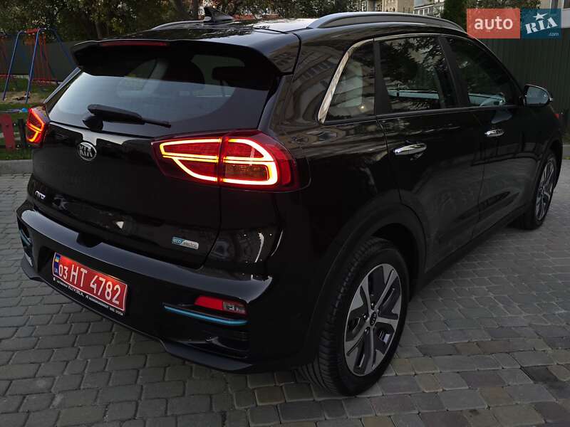 Позашляховик / Кросовер Kia Niro 2021 в Тернополі фото 10 Позашляховик / Кросовер Kia Niro 2021 в Тернополі