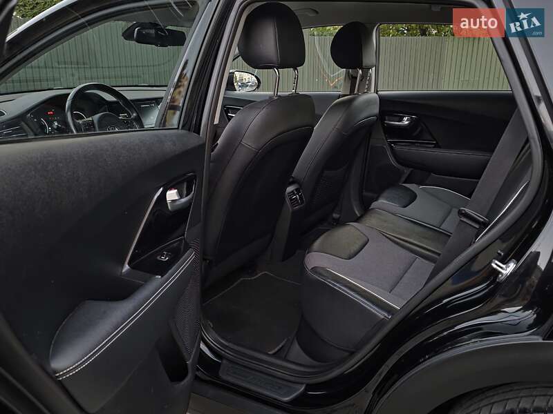 Позашляховик / Кросовер Kia Niro 2021 в Тернополі фото 27 Позашляховик / Кросовер Kia Niro 2021 в Тернополі