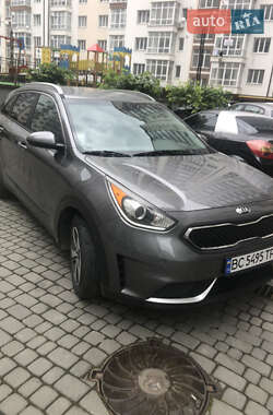 Позашляховик / Кросовер Kia Niro 2016 в Тернополі Позашляховик / Кросовер Kia Niro 2016 в Тернополі