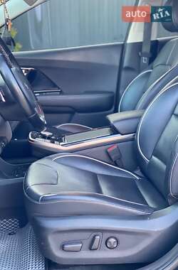 Внедорожник / Кроссовер Kia Niro 2020 в 