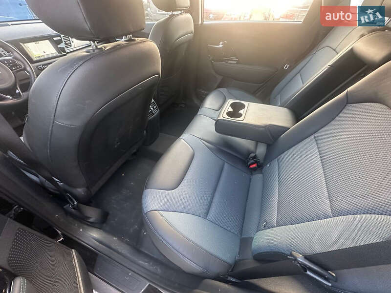 Внедорожник / Кроссовер Kia Niro 2019 в Львове