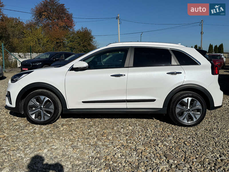 Внедорожник / Кроссовер Kia Niro 2022 в Львове фото 18 Внедорожник / Кроссовер Kia Niro 2022 в Львове