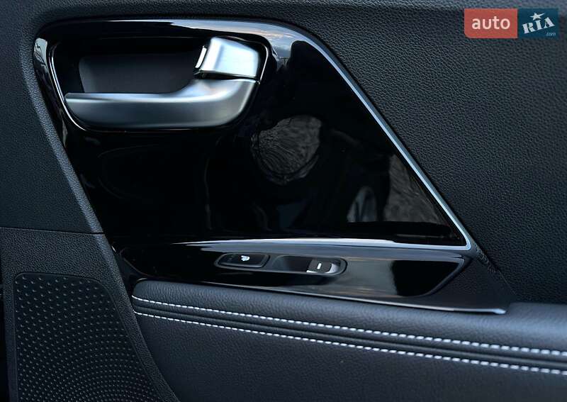 Позашляховик / Кросовер Kia Niro 2020 в Львові фото 91 Позашляховик / Кросовер Kia Niro 2020 в Львові