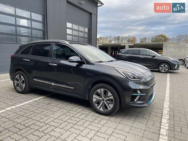 Внедорожник / Кроссовер Kia Niro 2022 в Львове фото 10 Внедорожник / Кроссовер Kia Niro 2022 в Львове