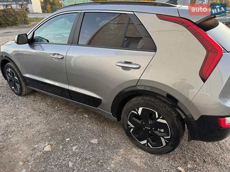 Внедорожник / Кроссовер Kia Niro 2023 в Тернополе