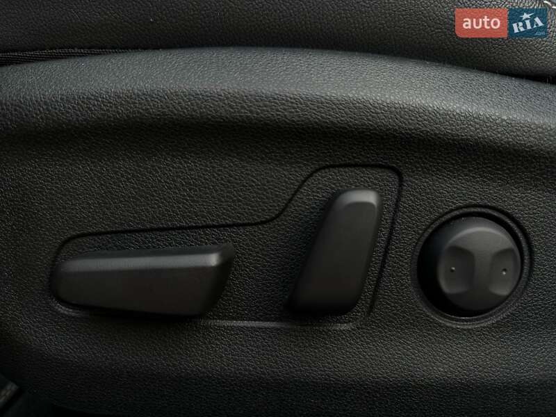 Позашляховик / Кросовер Kia Niro 2020 в Львові фото 43 Позашляховик / Кросовер Kia Niro 2020 в Львові