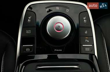 Позашляховик / Кросовер Kia Niro 2020 в  фото 75 Позашляховик / Кросовер Kia Niro 2020 в