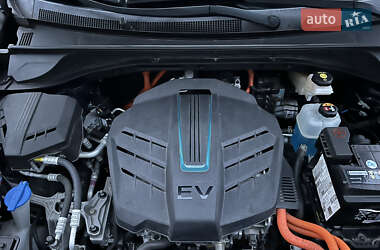 Внедорожник / Кроссовер Kia Niro 2020 в 
