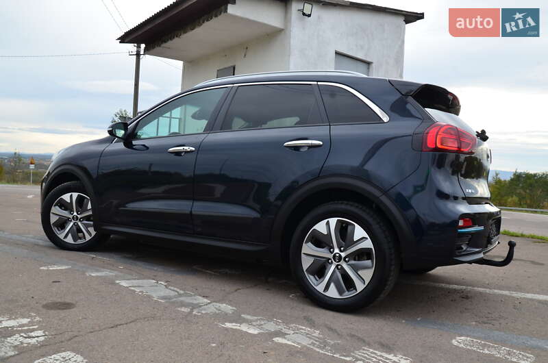 Внедорожник / Кроссовер Kia Niro 2020 в Дрогобыче фото 30 Внедорожник / Кроссовер Kia Niro 2020 в Дрогобыче