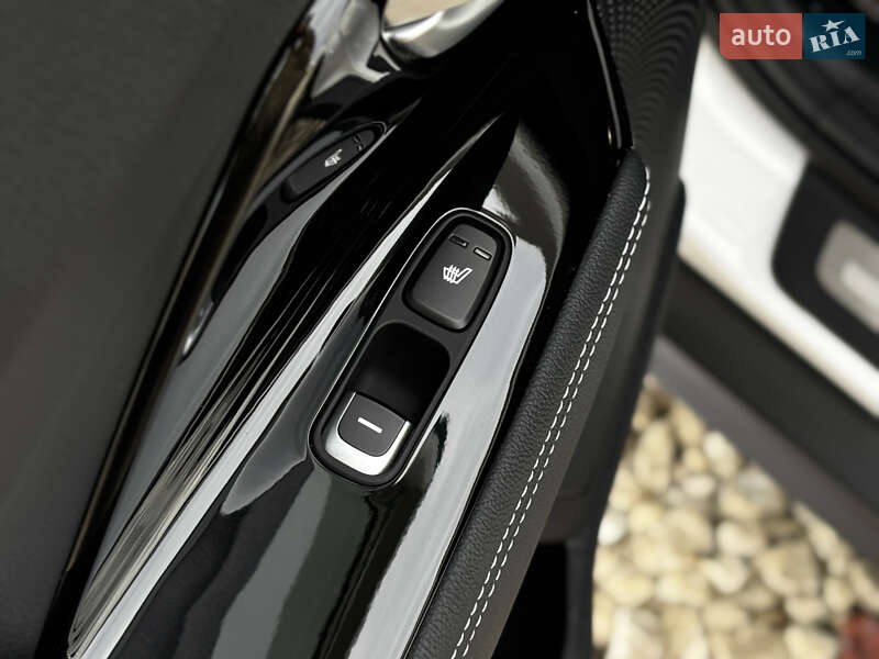Позашляховик / Кросовер Kia Niro 2020 в Львові фото 32 Позашляховик / Кросовер Kia Niro 2020 в Львові