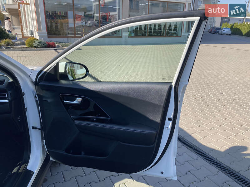 Внедорожник / Кроссовер Kia Niro 2021 в Черновцах фото 14 Внедорожник / Кроссовер Kia Niro 2021 в Черновцах