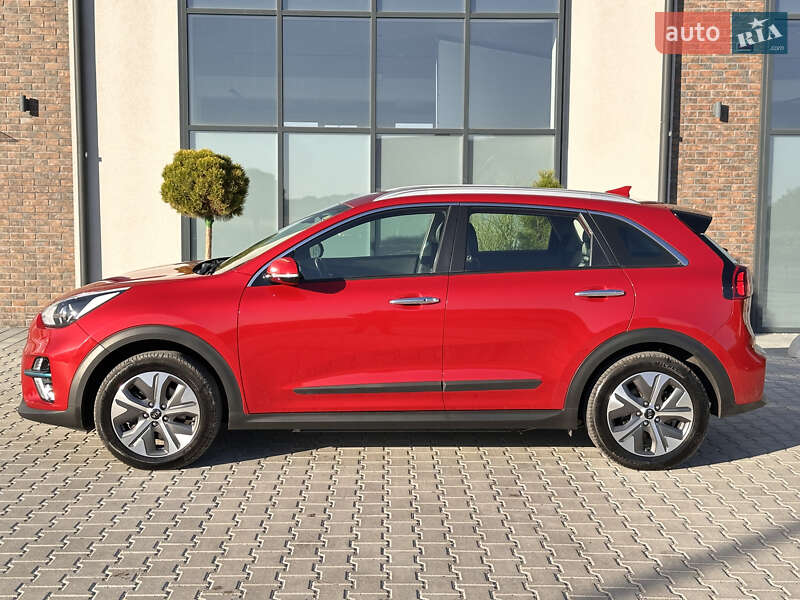 Позашляховик / Кросовер Kia Niro 2020 в Тернополі фото 8 Позашляховик / Кросовер Kia Niro 2020 в Тернополі