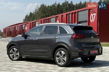 Внедорожник / Кроссовер Kia Niro 2020 в 