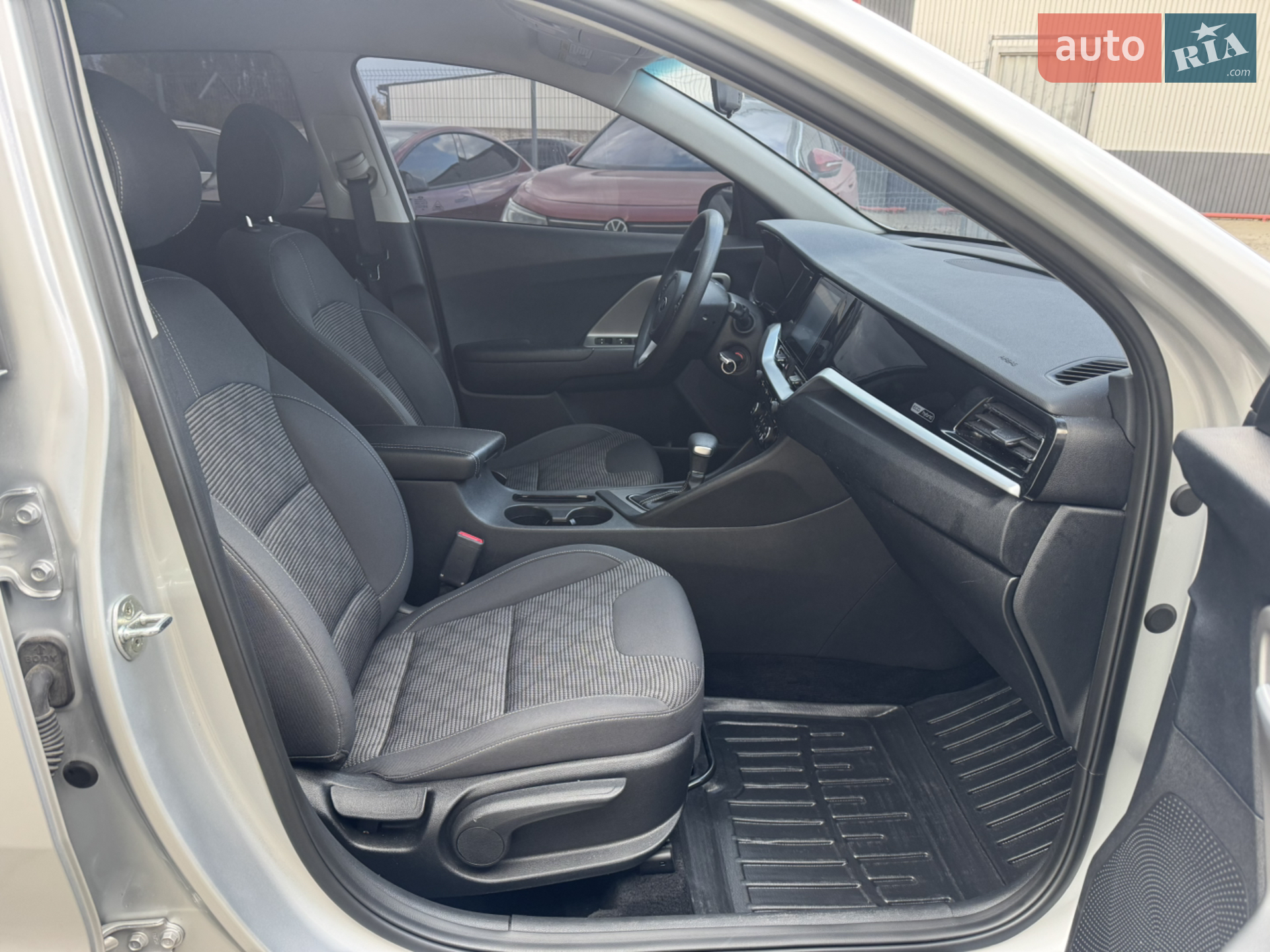 2020 Kia Niro - мініатюра 20