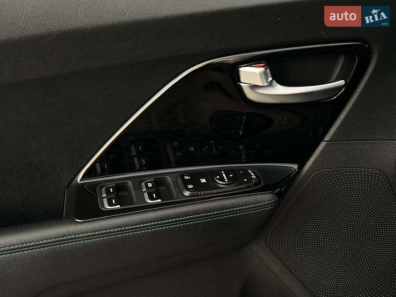 Внедорожник / Кроссовер Kia Niro 2022 в Ровно