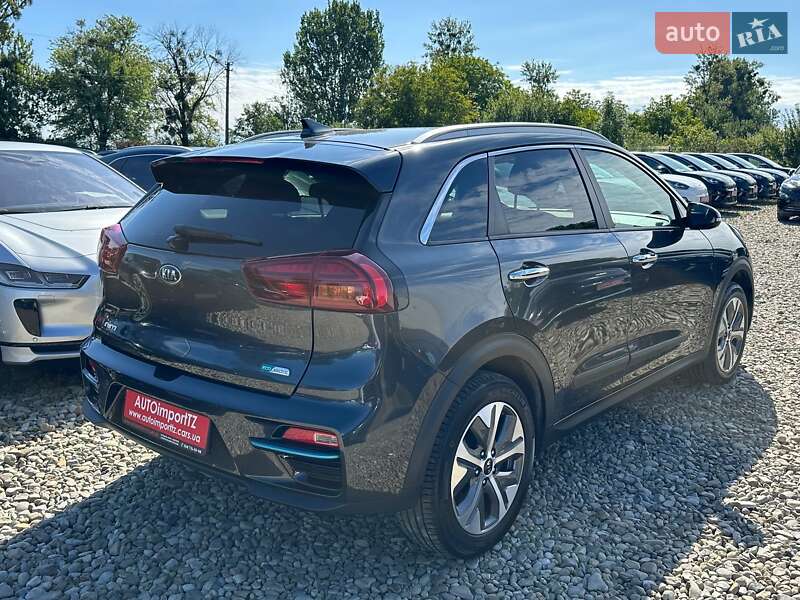 Позашляховик / Кросовер Kia Niro 2020 в Львові фото 23 Позашляховик / Кросовер Kia Niro 2020 в Львові