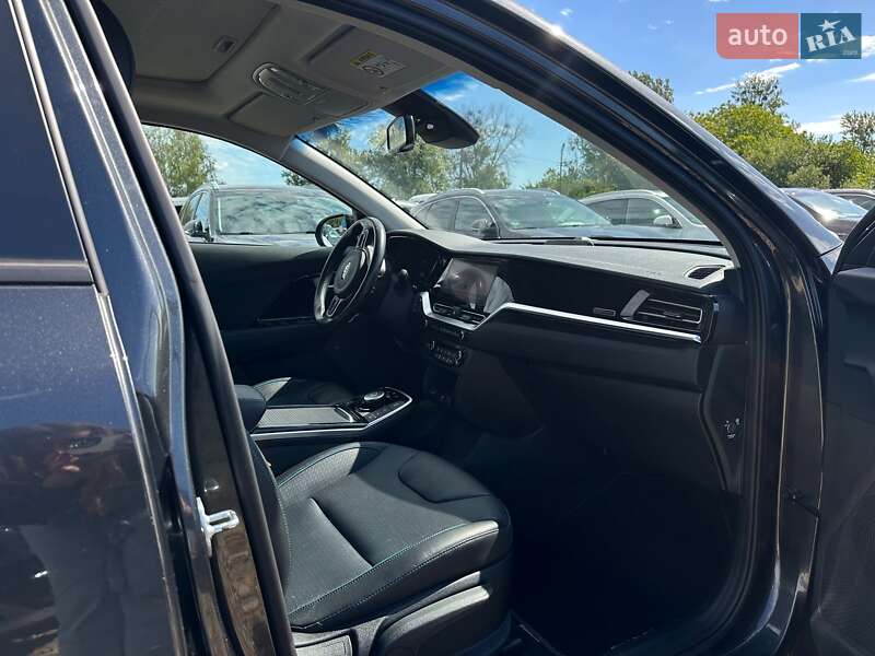 Позашляховик / Кросовер Kia Niro 2020 в Львові фото 70 Позашляховик / Кросовер Kia Niro 2020 в Львові