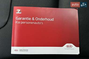 Внедорожник / Кроссовер Kia Niro 2020 в 