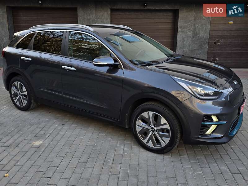 Внедорожник / Кроссовер Kia Niro 2020 в Тернополе
