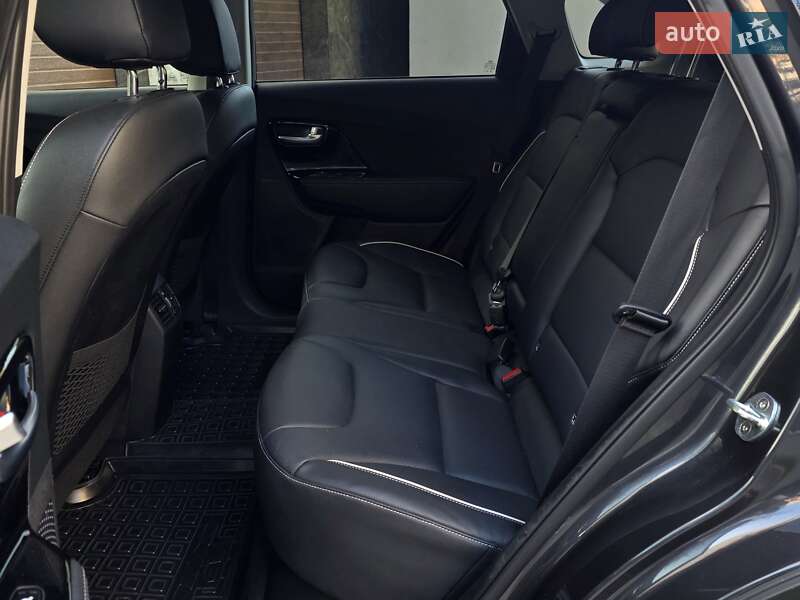 Внедорожник / Кроссовер Kia Niro 2020 в Тернополе