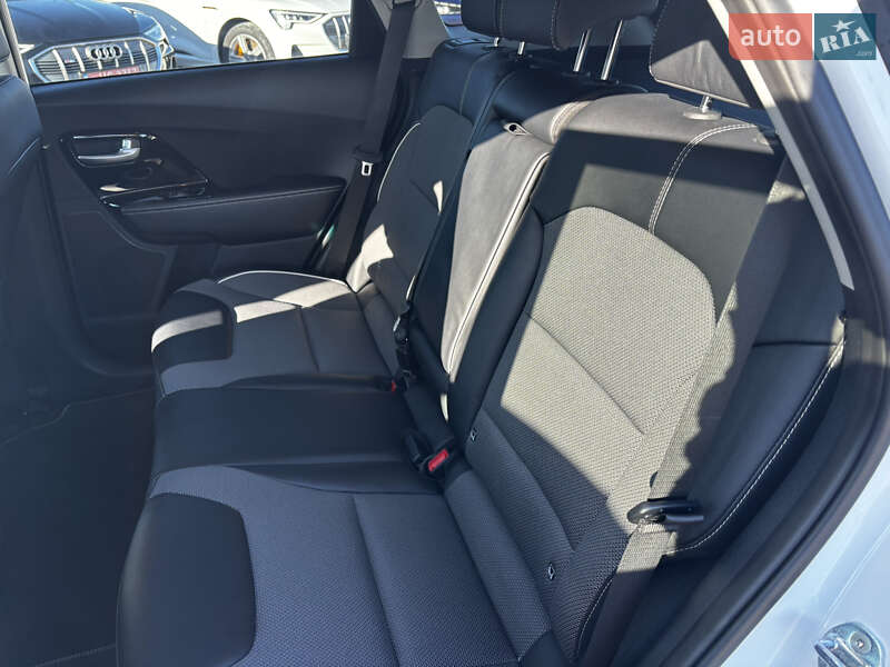 Внедорожник / Кроссовер Kia Niro 2022 в Львове фото 8 Внедорожник / Кроссовер Kia Niro 2022 в Львове