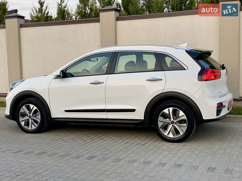 Внедорожник / Кроссовер Kia Niro 2021 в Львове