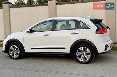 Внедорожник / Кроссовер Kia Niro 2021 в 