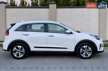Внедорожник / Кроссовер Kia Niro 2021 в 
