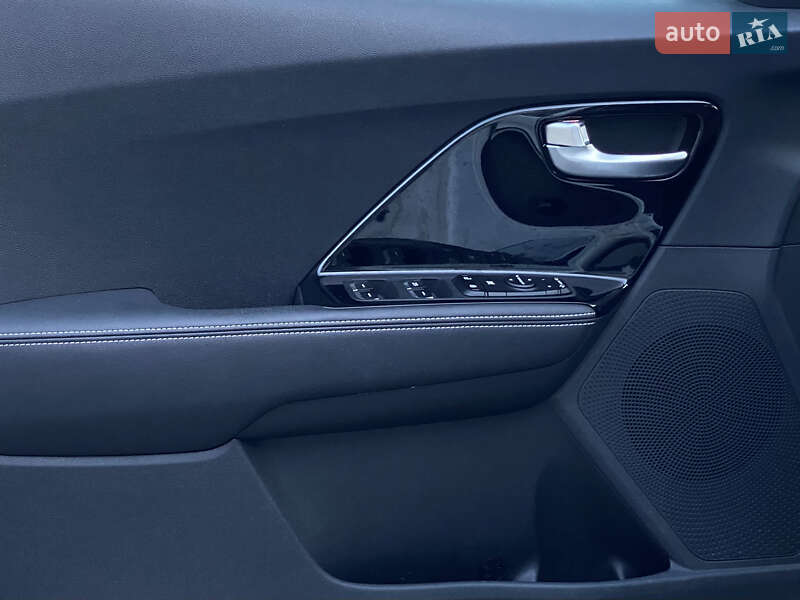 Внедорожник / Кроссовер Kia Niro 2021 в Львове