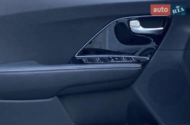 Внедорожник / Кроссовер Kia Niro 2021 в 