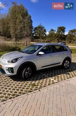 Внедорожник / Кроссовер Kia Niro 2020 в 
