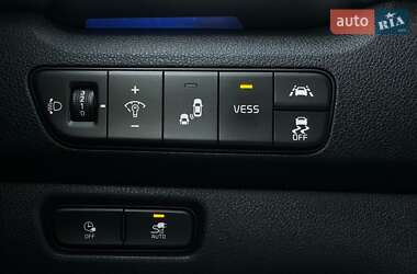 Позашляховик / Кросовер Kia Niro 2020 в  фото 7 Позашляховик / Кросовер Kia Niro 2020 в