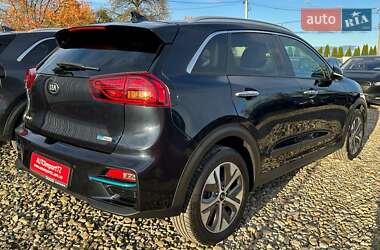 Позашляховик / Кросовер Kia Niro 2020 в  фото 25 Позашляховик / Кросовер Kia Niro 2020 в