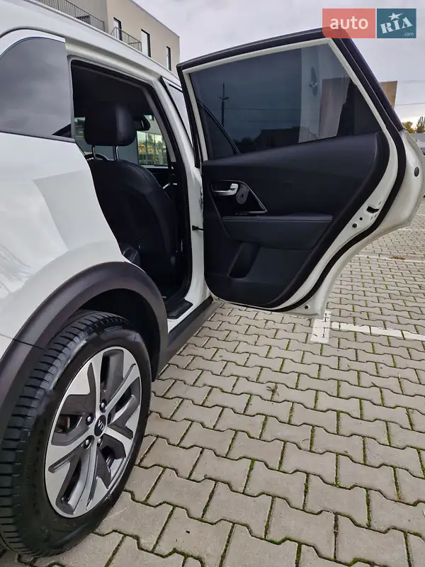 Kia Niro 2020 VIN KNACC81GFL5046654 фото оголошення 10 з 97