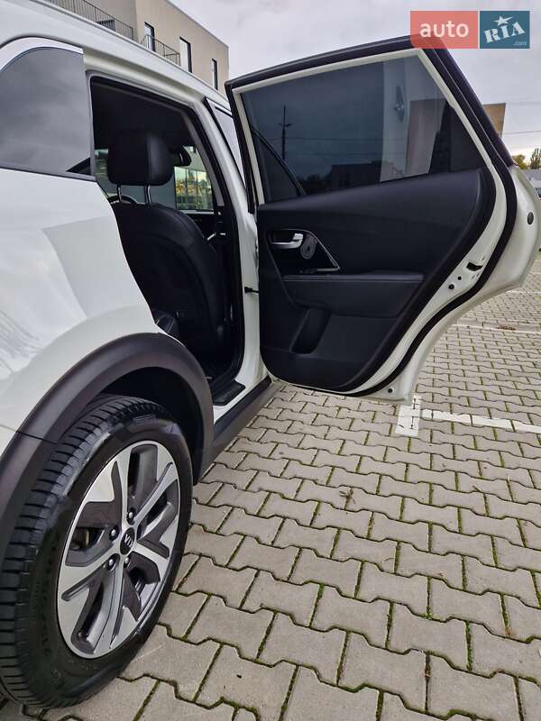 Позашляховик / Кросовер Kia Niro 2020 в Хмельницькому