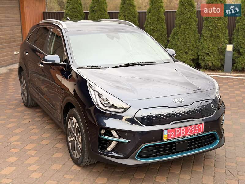 Позашляховик / Кросовер Kia Niro 2020 в Чернівцях фото 2 Позашляховик / Кросовер Kia Niro 2020 в Чернівцях