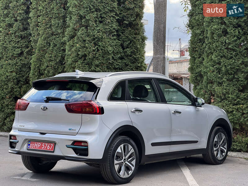 Позашляховик / Кросовер Kia Niro 2021 в Тернополі фото 15 Позашляховик / Кросовер Kia Niro 2021 в Тернополі