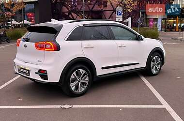 Внедорожник / Кроссовер Kia Niro 2020 в 
