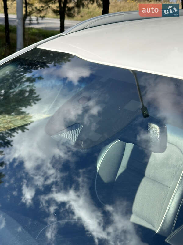 Позашляховик / Кросовер Kia Niro 2020 в Львові фото 11 Позашляховик / Кросовер Kia Niro 2020 в Львові