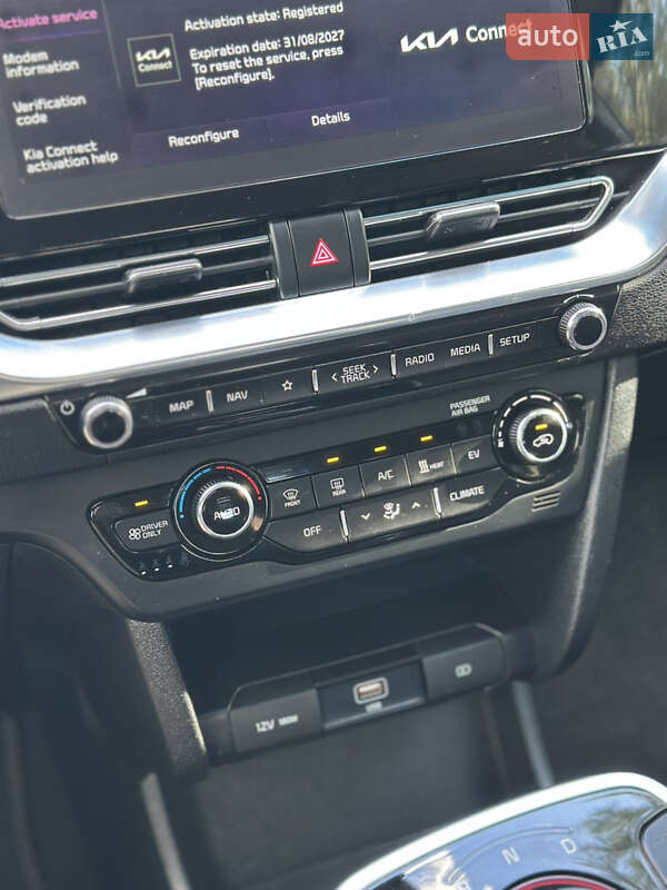 Позашляховик / Кросовер Kia Niro 2020 в Львові фото 44 Позашляховик / Кросовер Kia Niro 2020 в Львові