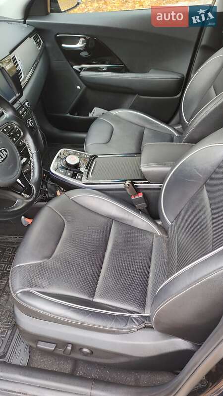 Внедорожник / Кроссовер Kia Niro 2019 в Чернигове фото 4 Внедорожник / Кроссовер Kia Niro 2019 в Чернигове